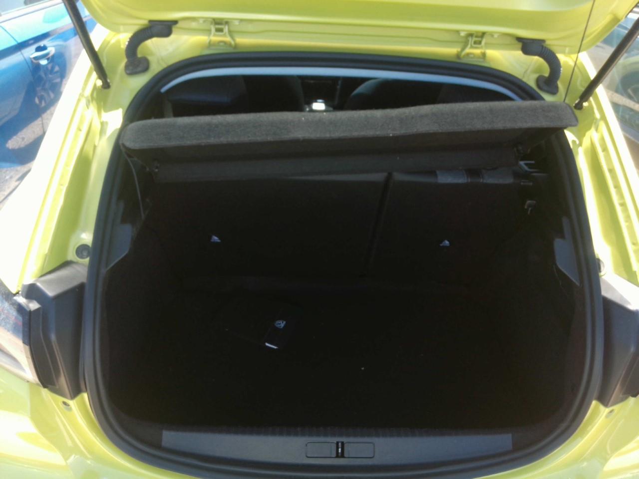Foto Peugeot 508 Hybrid 8