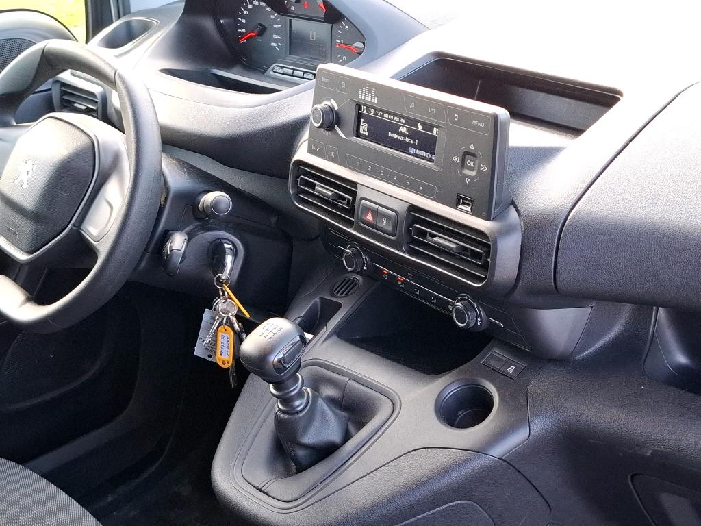 Peugeot PARTNER FOURGON STANDARD 1000 KG BLUEHDI 130 S&S BVM6 PREMIUM 2021