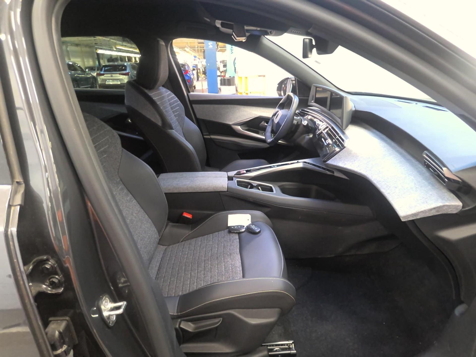 Peugeot 5008 Electrique 210 ch 73 kWh Allure 2025