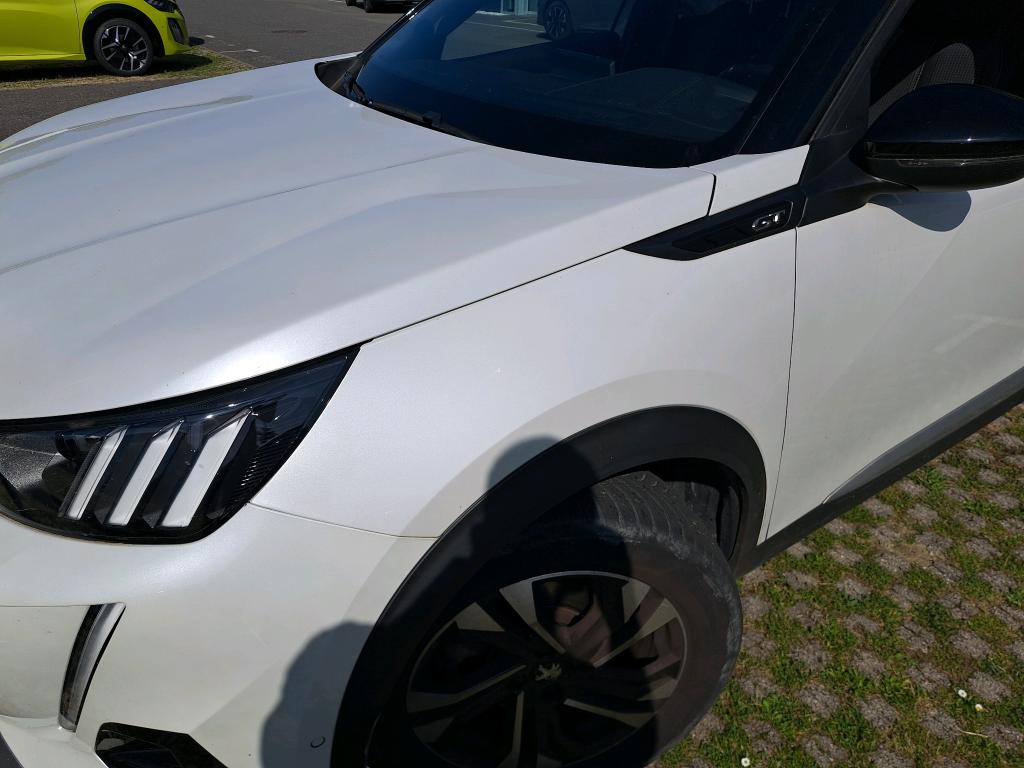 Peugeot 2008 PureTech 155 S&S EAT8 GT 2022