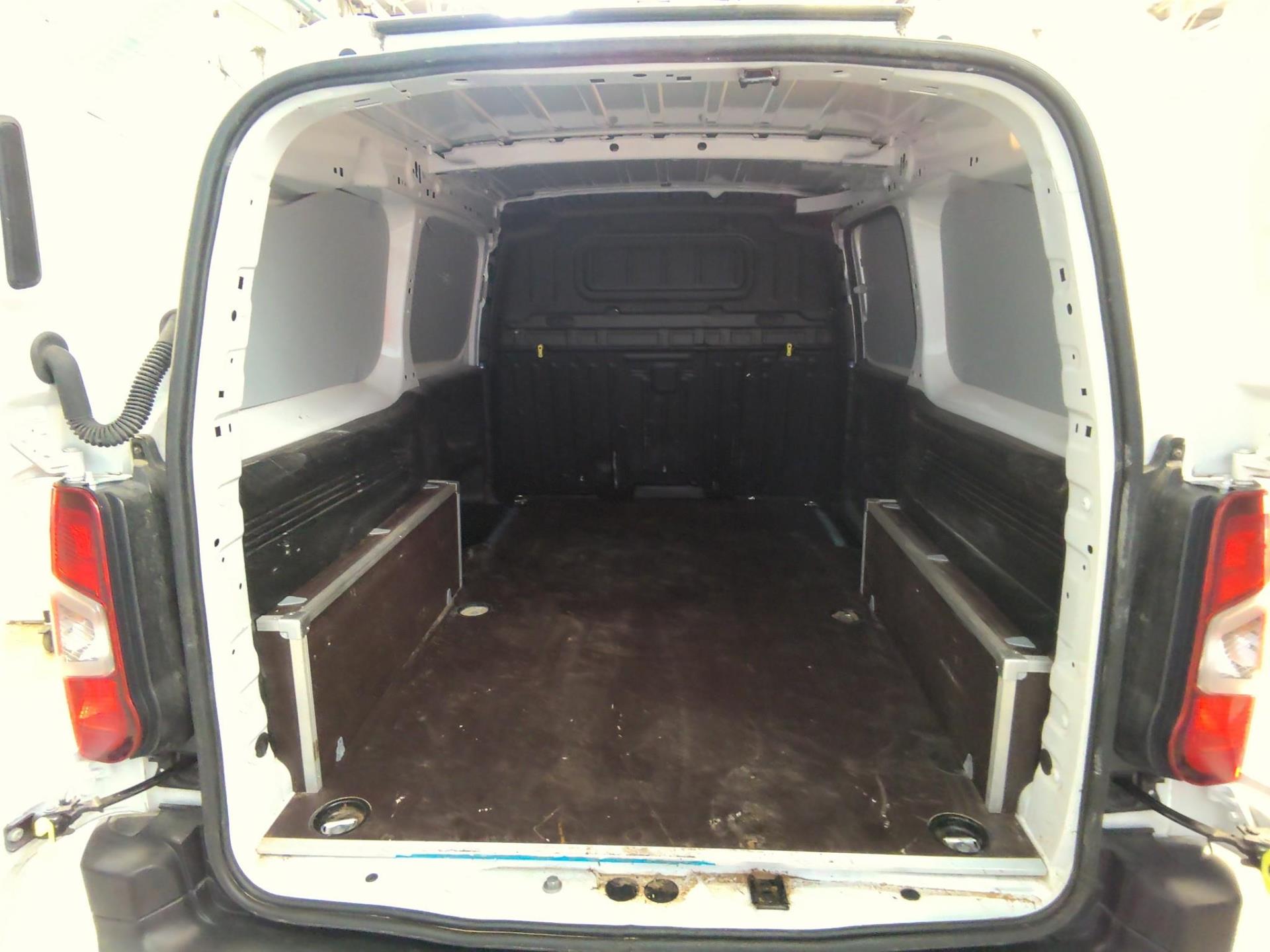 Citroen BERLINGO VAN TAILLE XL 950KG BLUEHDI 100 S&S BVM6 2024