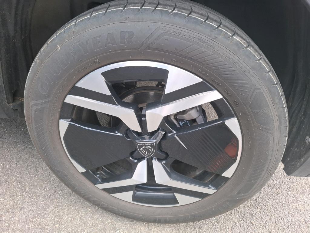 Peugeot 2008 Hybrid 145 ch e-DCS6 GT 2025