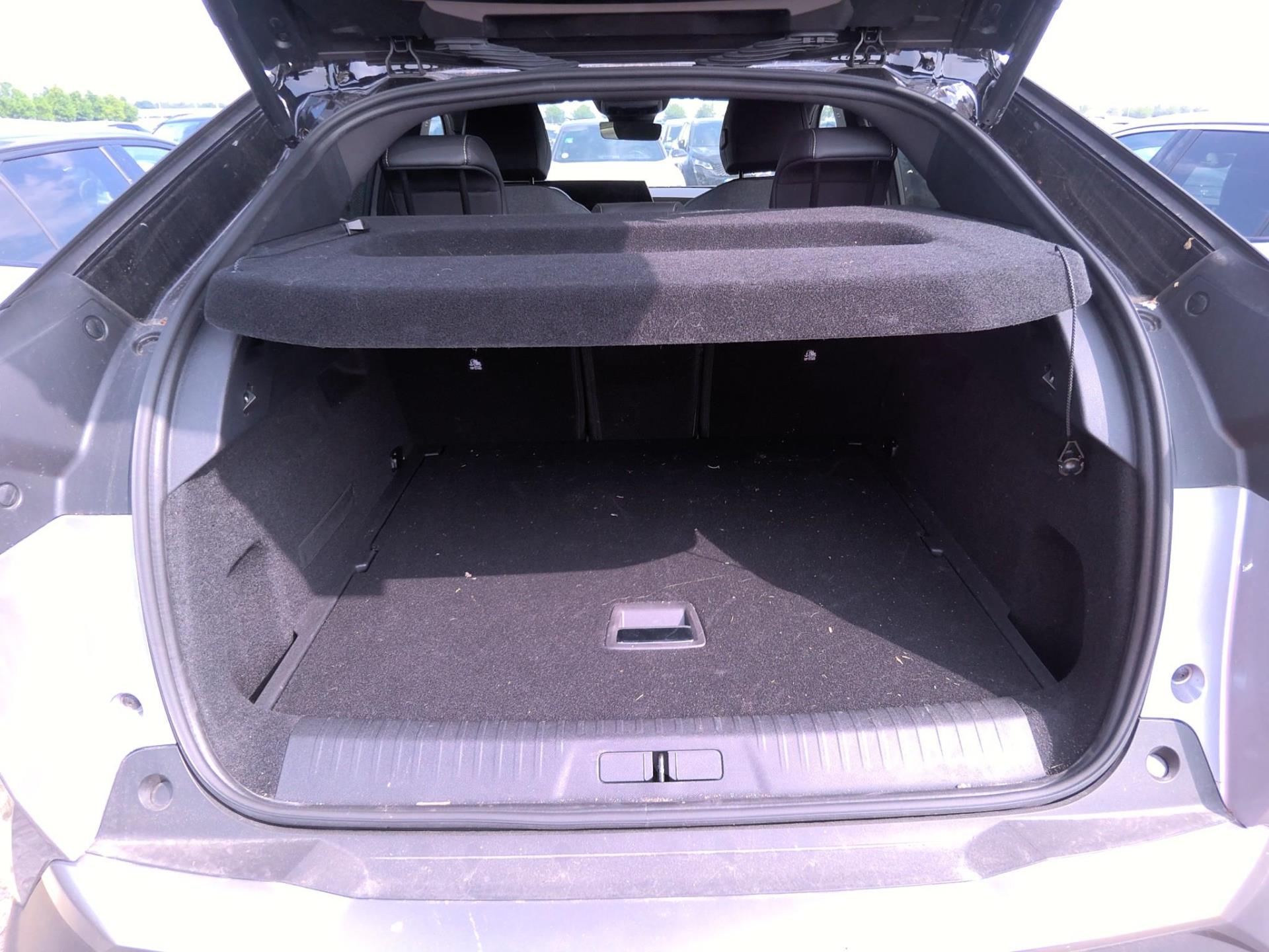 Peugeot 3008 Hybrid 136 e-DCS6 GT 2024