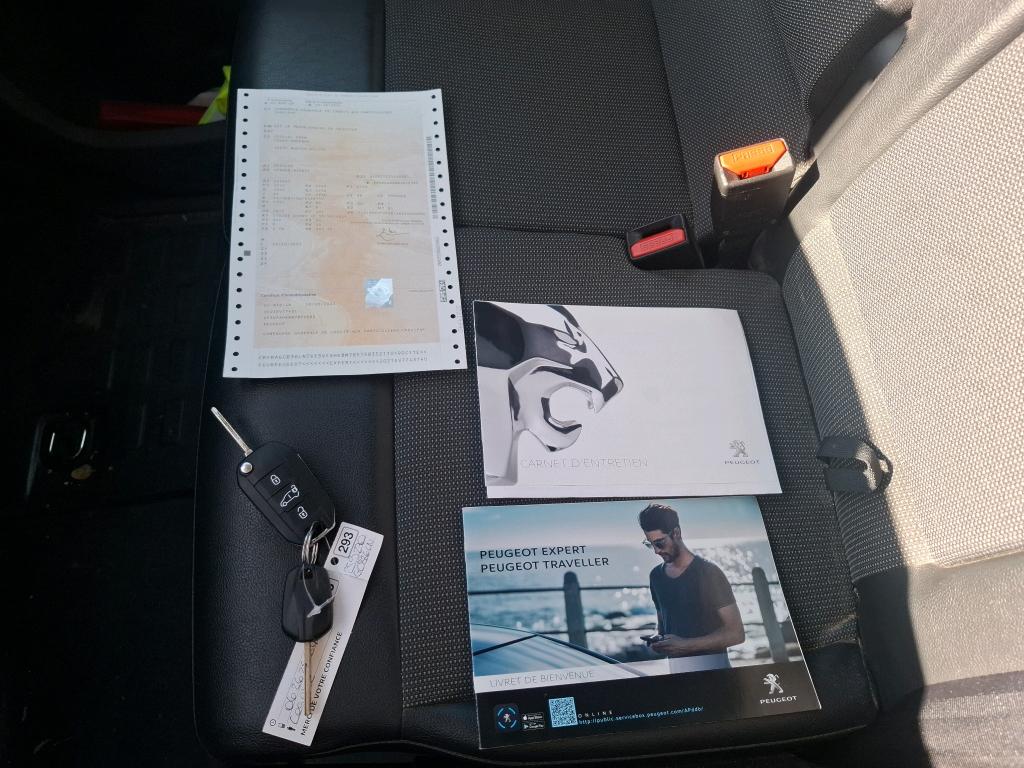 Peugeot EXPERT FGN TOLE STANDARD 2.0  BLUEHDI 120 S&S EAT8 ASPHALT 2021