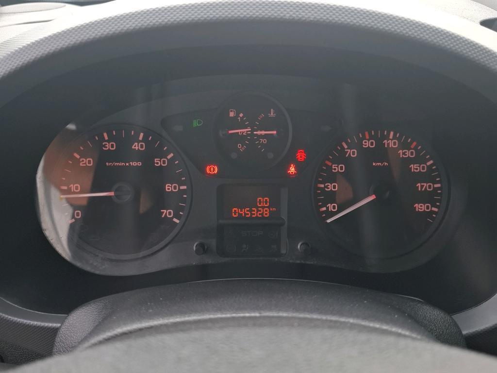 Peugeot PARTNER FOURGON STANDARD 1.6 BLUEHDI 75 BVM5 PREMIUM 2018