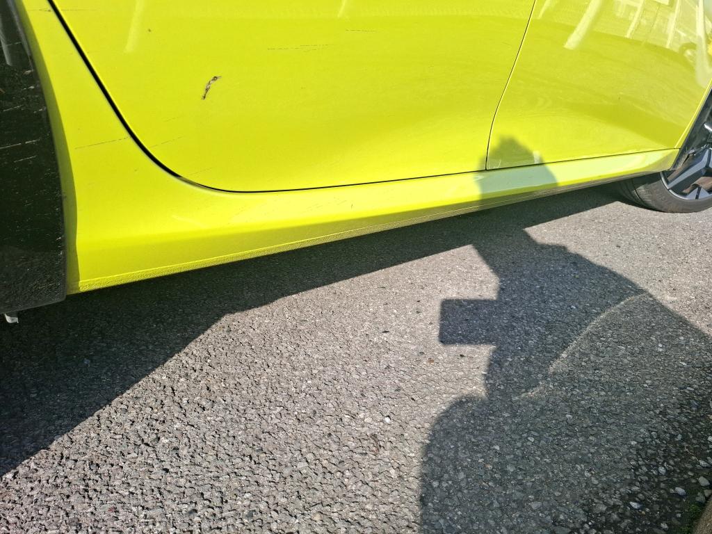 Peugeot 208 Hybrid 100 e-DCS6 GT 2024