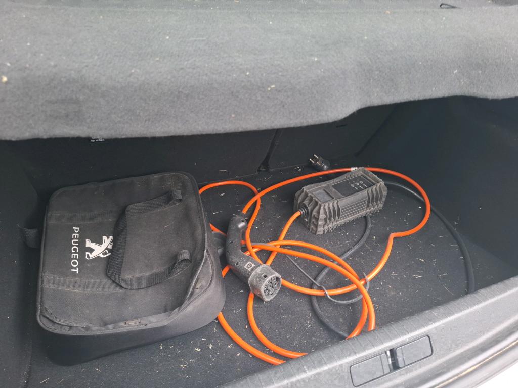 Peugeot 208 Electrique 50 kWh 136ch Active 2021
