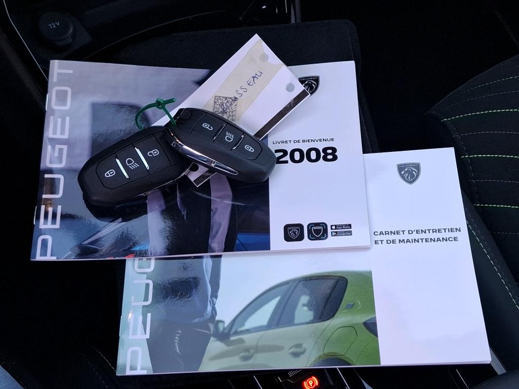 Peugeot 2008 Hybrid 145 ch e-DCS6 GT 2025