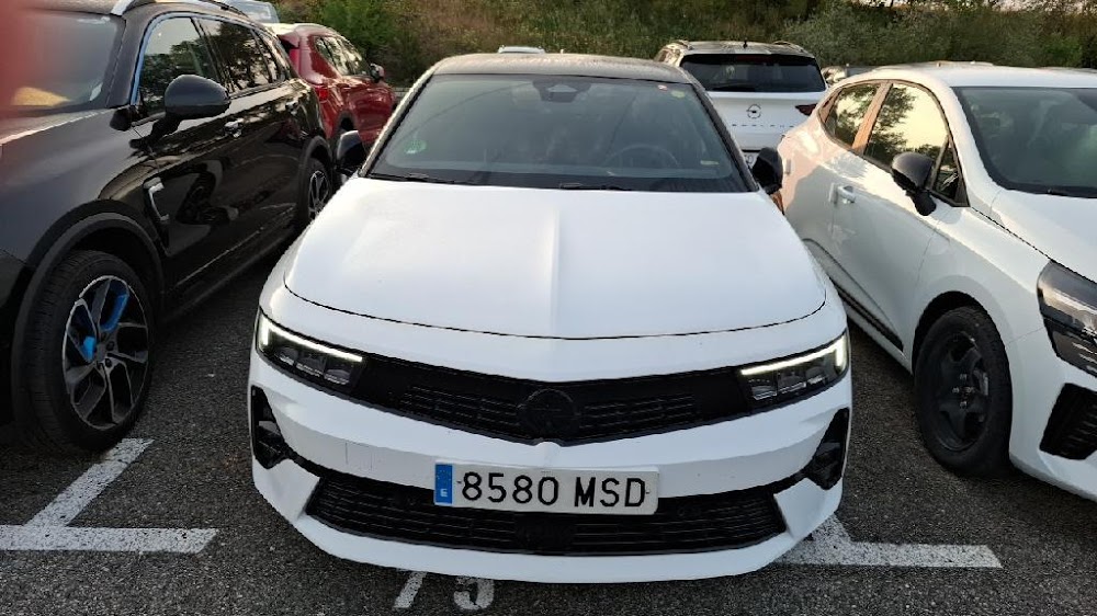 Opel Astra Astra 5P GS 1.5D DTH AT8 S/S 130 CV (96kW)