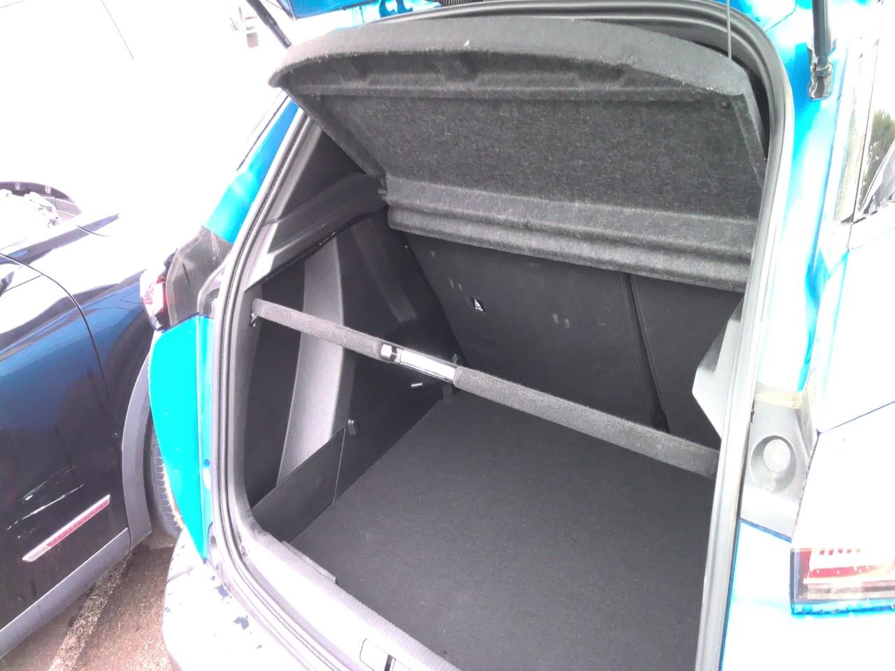Foto Peugeot 2008 13