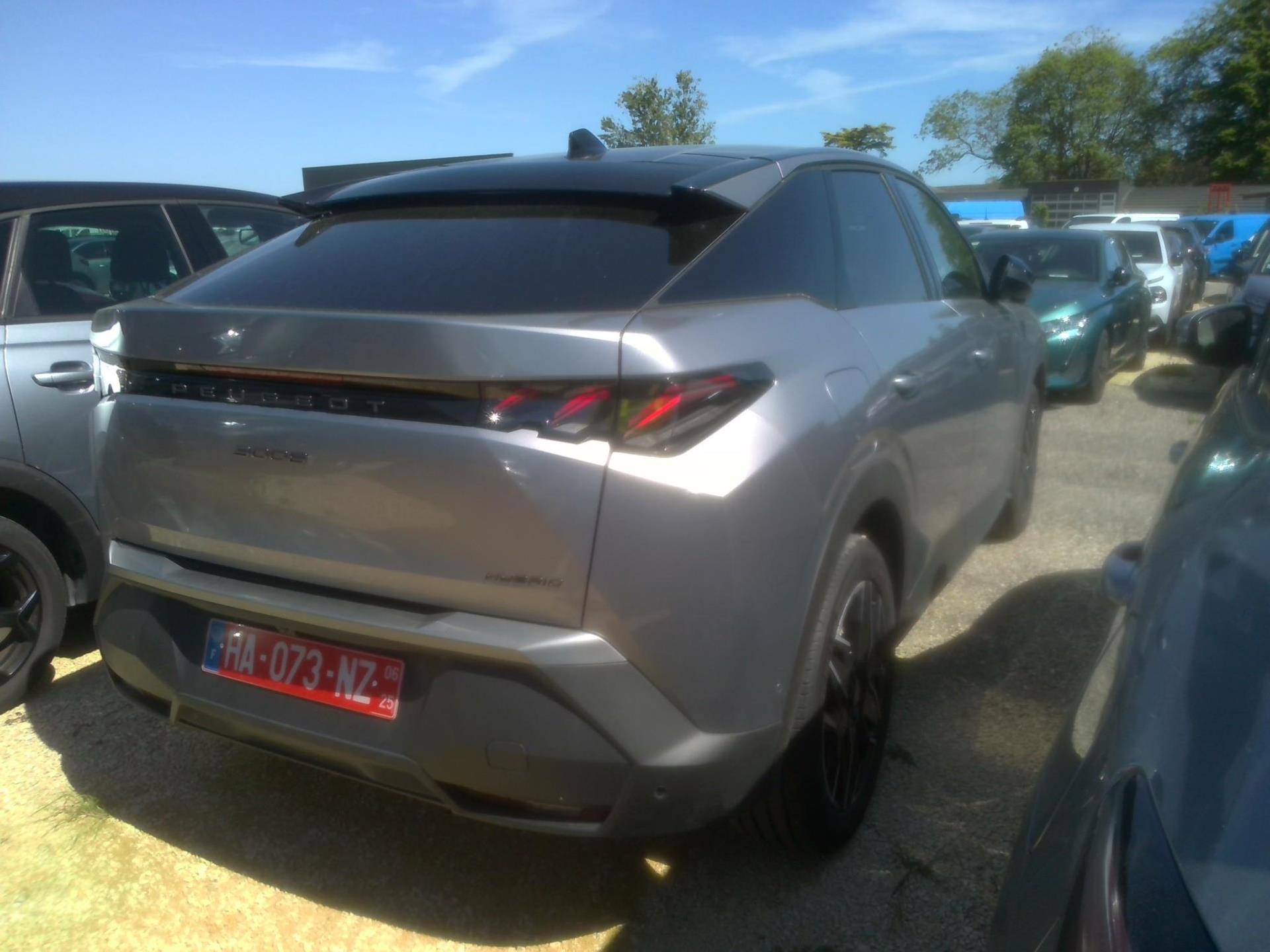 Peugeot 3008 Hybrid 136 e-DCS6 GT 2024