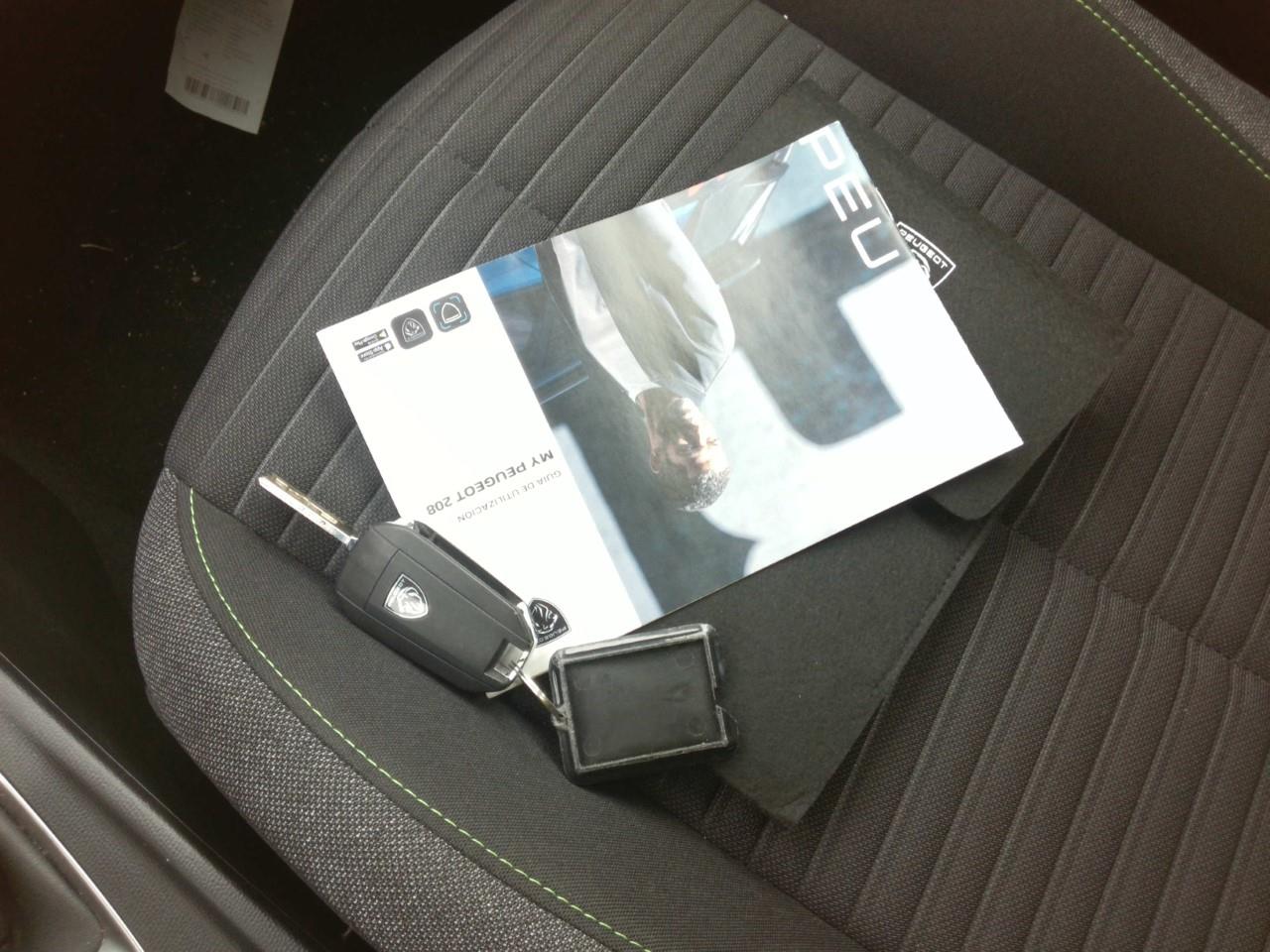Foto Peugeot 308 8
