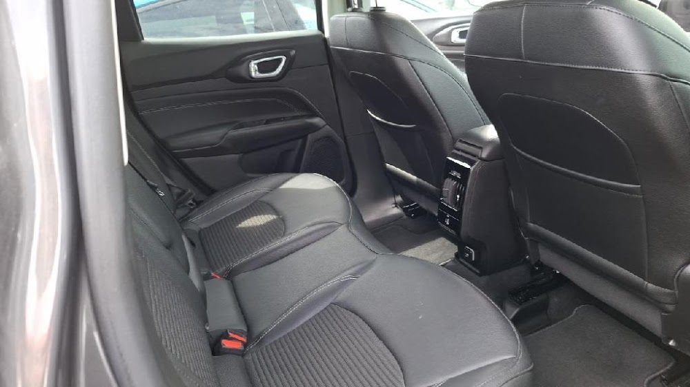 Foto Jeep Compass 13