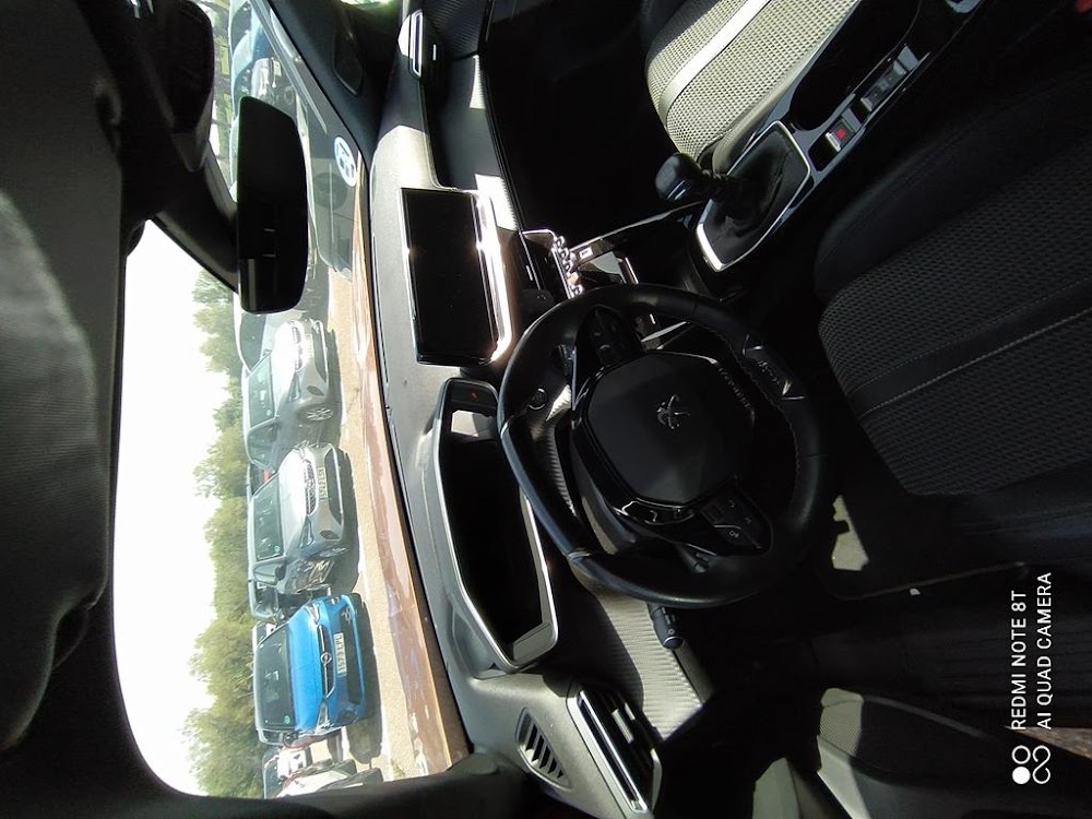 Foto Peugeot 2008 13