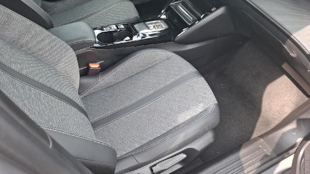 Foto Peugeot 2008 9