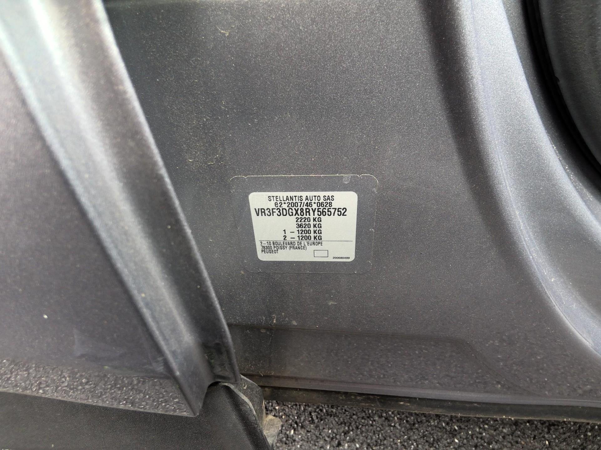 Peugeot 408 PHEV 180 e-EAT8 Allure 2024
