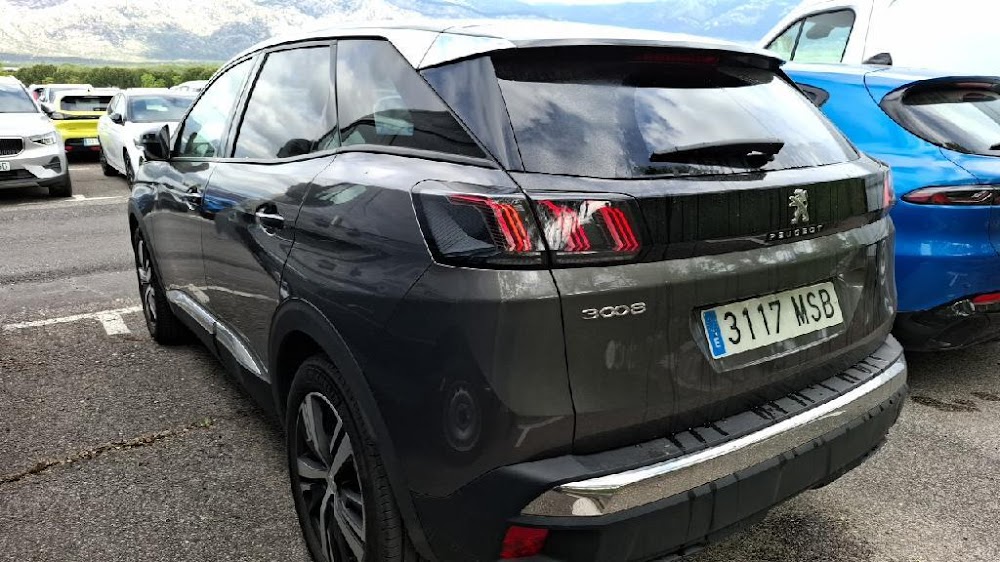 Foto Peugeot 3008 Hybrid 6
