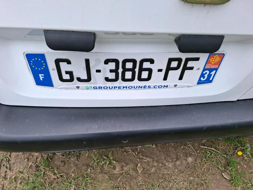 Peugeot PARTNER FOURGON LONG 950 KG BLUEHDI 100 S&S BVM6 PREMIUM 2022