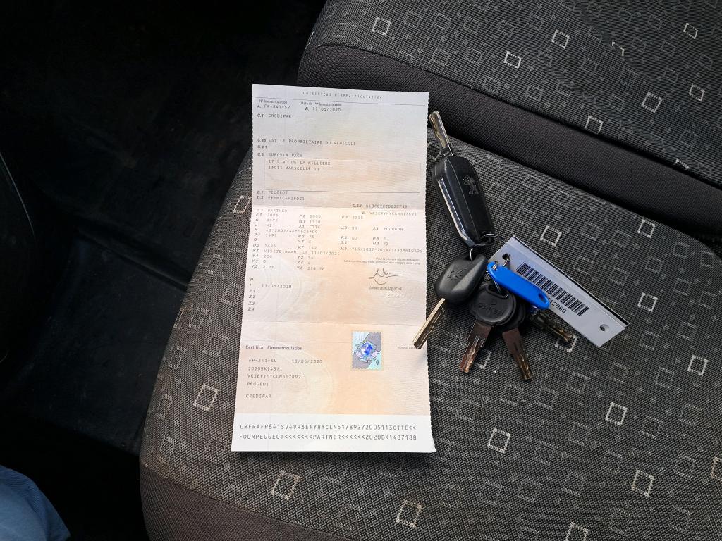 Peugeot PARTNER FOURGON STANDARD 650 KG BLUEHDI 100 S&S BVM5 PREMIUM 2020