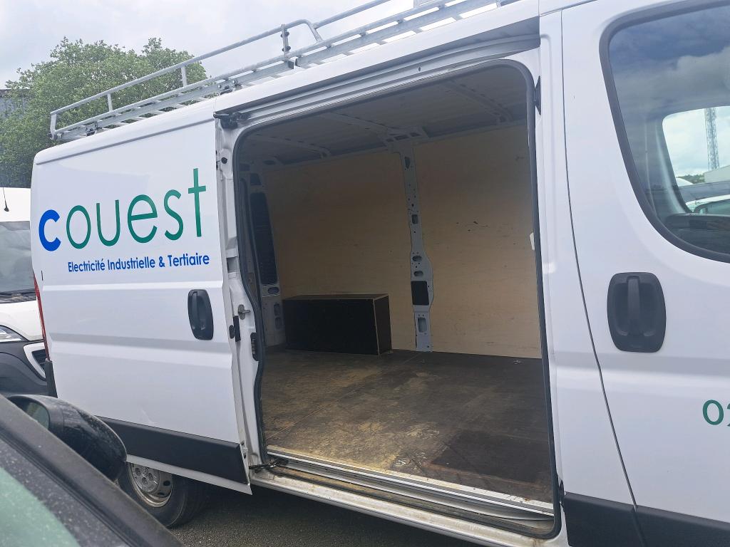 Peugeot BOXER TOLE 330 L2H1 BLUEHDI 140 S&S ASPHALT 2022