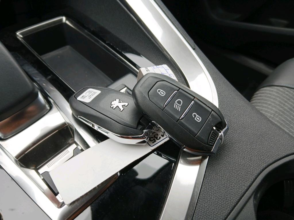 Peugeot 3008 Hybrid 225 e-EAT8 Allure Pack 2022