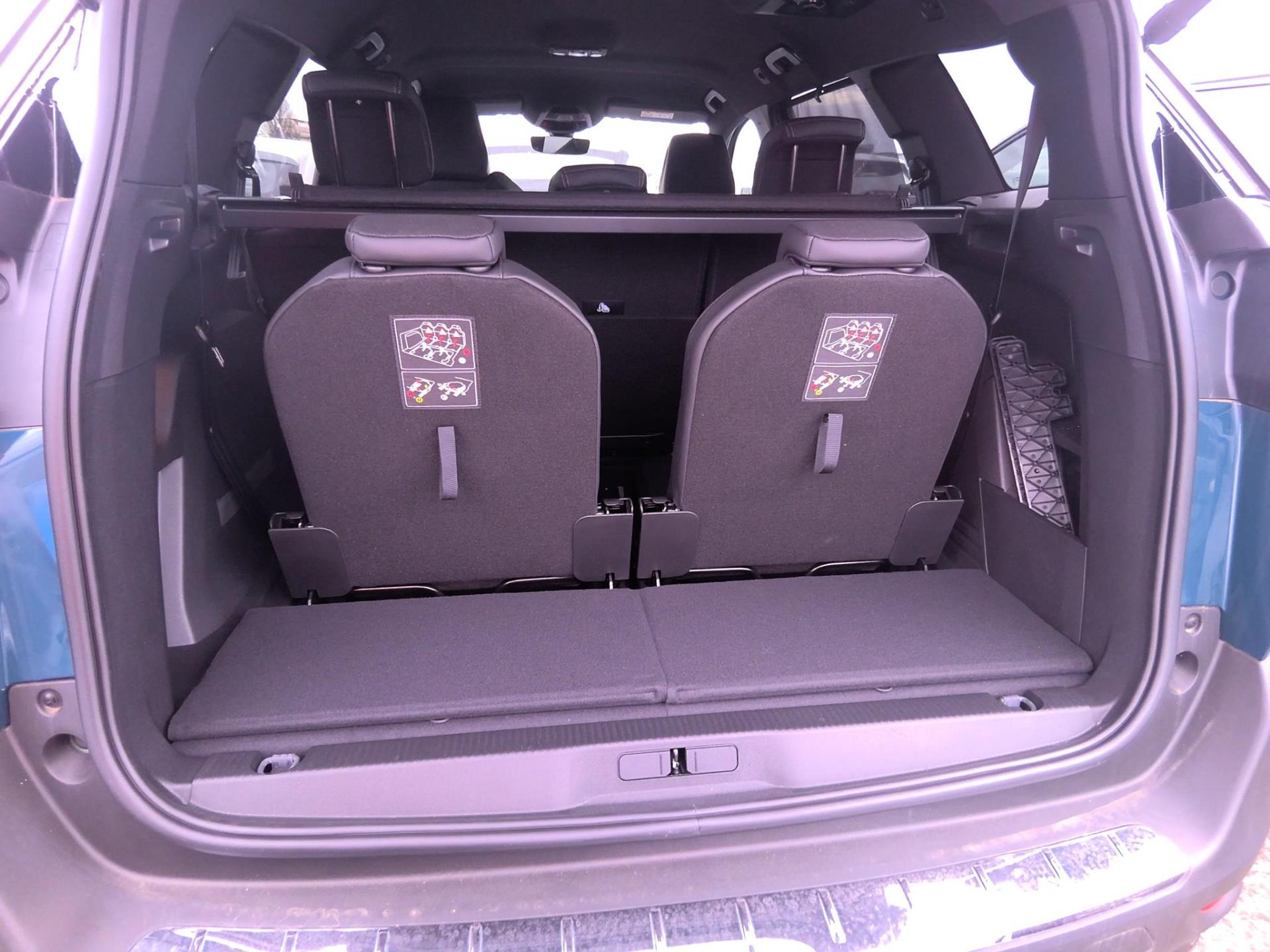 Peugeot 5008 PureTech 130ch S&S EAT8 GT 2025