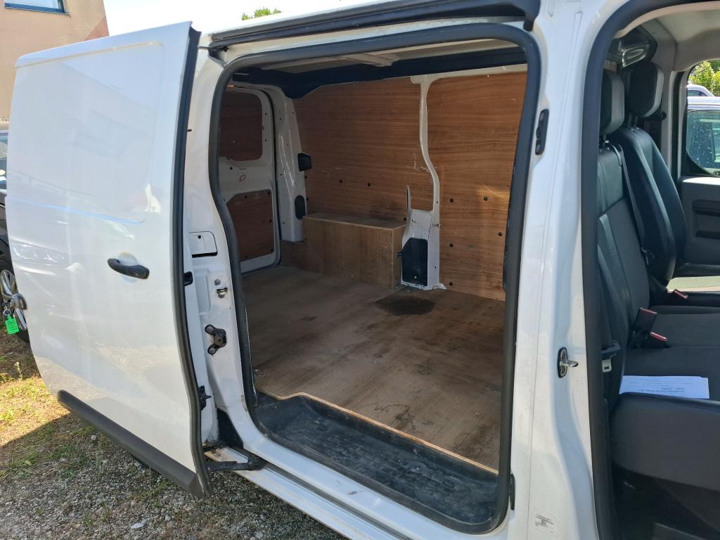 Peugeot EXPERT FGN TOLE STANDARD BLUEHDI 100 S&S BVM6 PREMIUM 2022