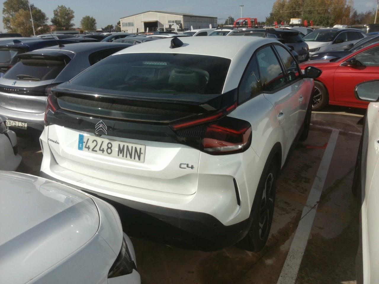 Foto Citroën C4 X 11