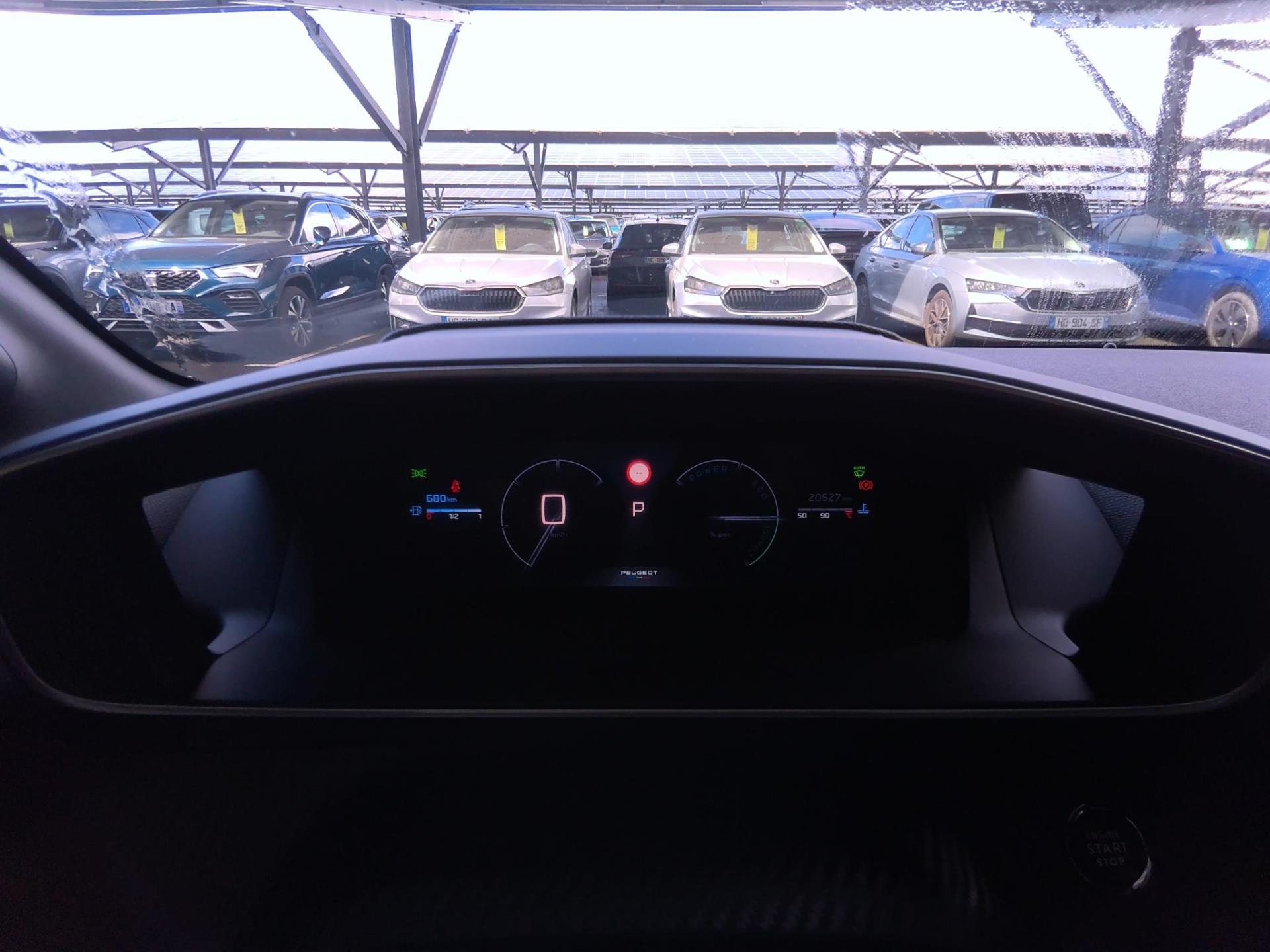 Peugeot 208 Hybrid 110 e-DCS6 GT 2025