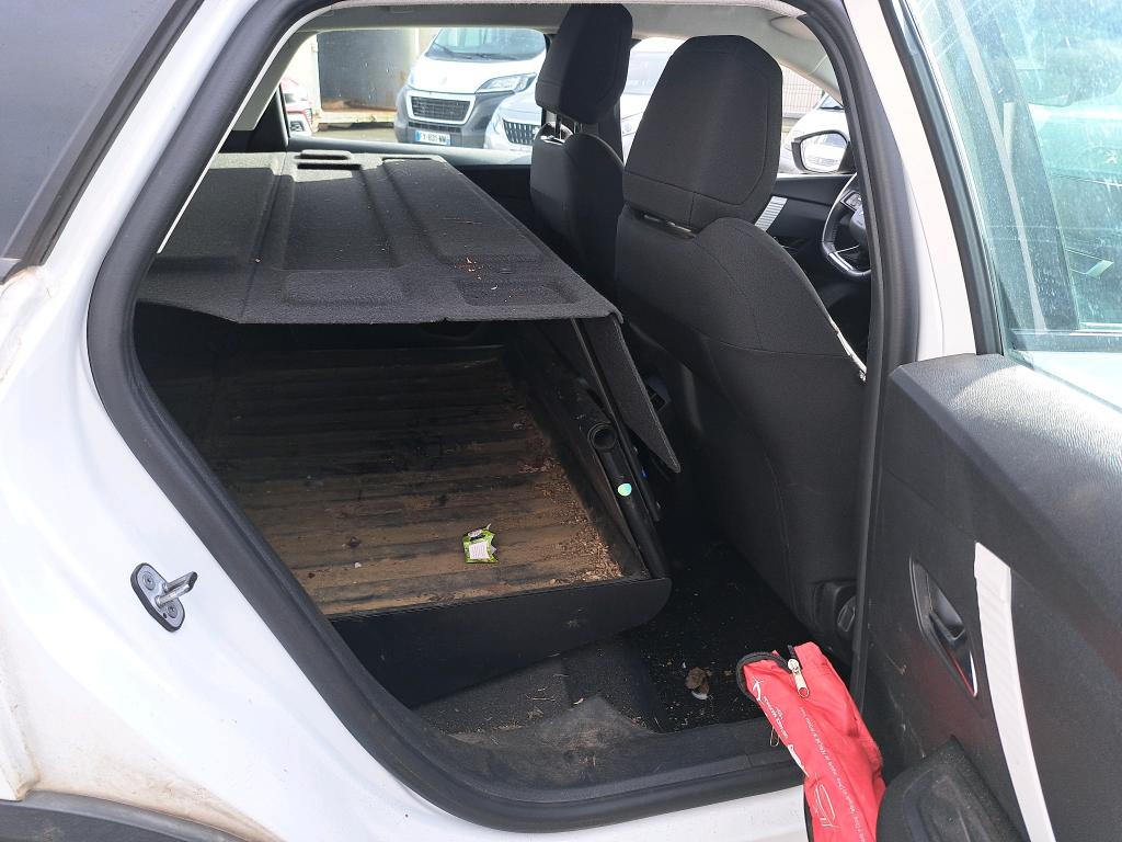 Citroen C4 SOCIETE BLUEHDI 130 S&S EAT8 FEEL NAV BUSINESS R 2021