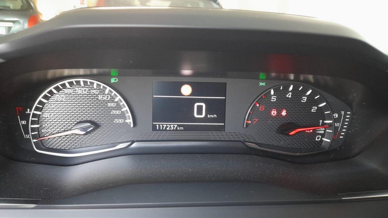 Peugeot 2008 2008 Active Pack BlueHDi 110 S&S 6 Vel. MAN.