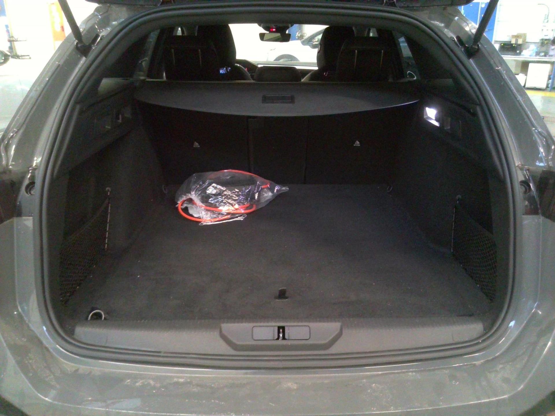 Peugeot 308 SW PHEV 180 e-EAT8 GT 2024