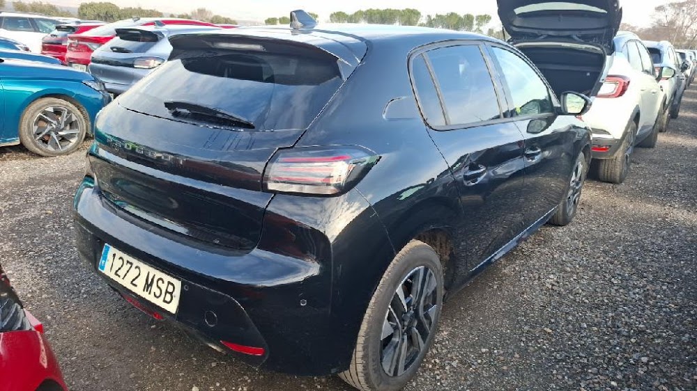 Foto Peugeot 208 8