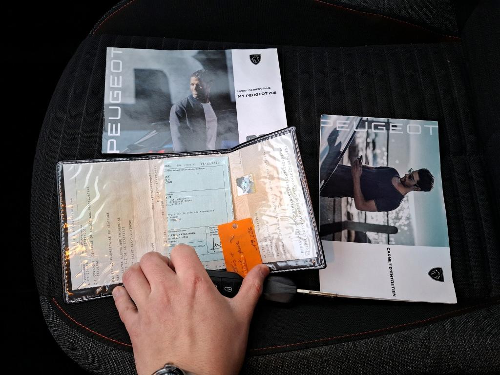 Peugeot 208 BlueHDi 100 S&S BVM6 Active Pack 2022