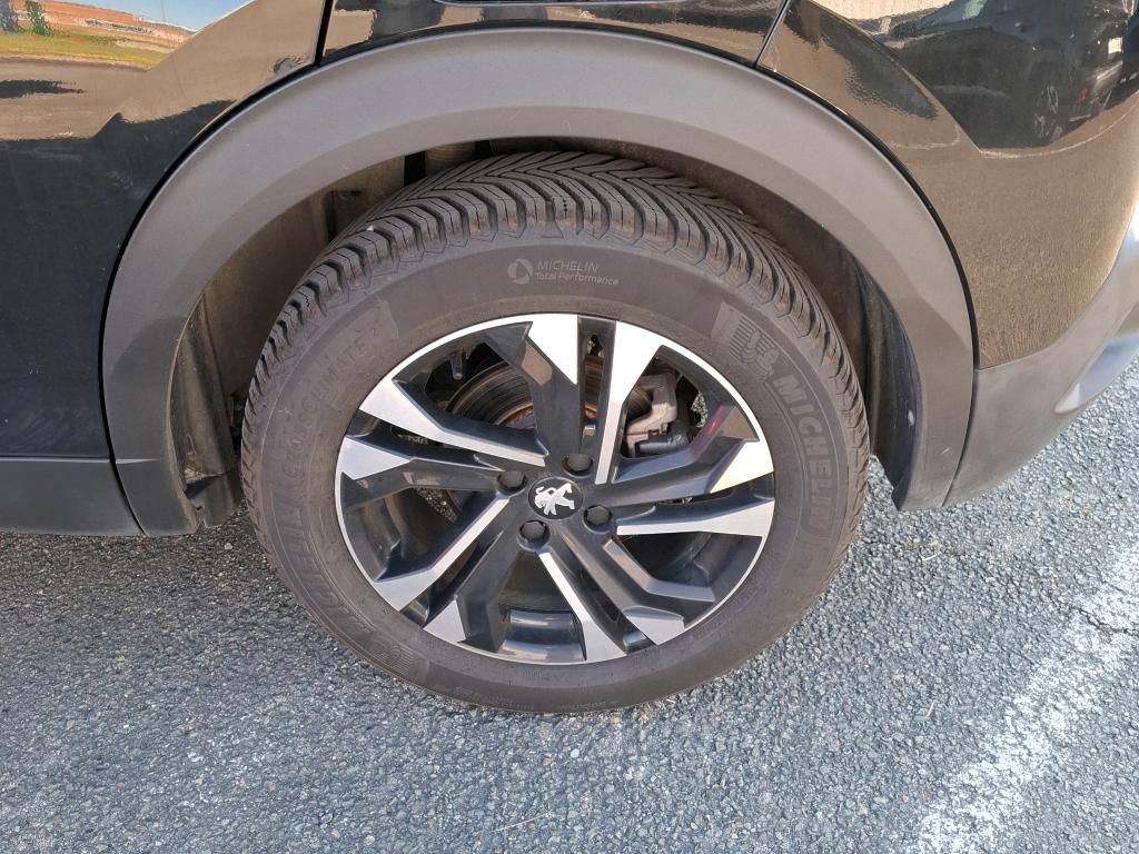 Peugeot 2008 Electrique 136 ch Roadtrip 2023