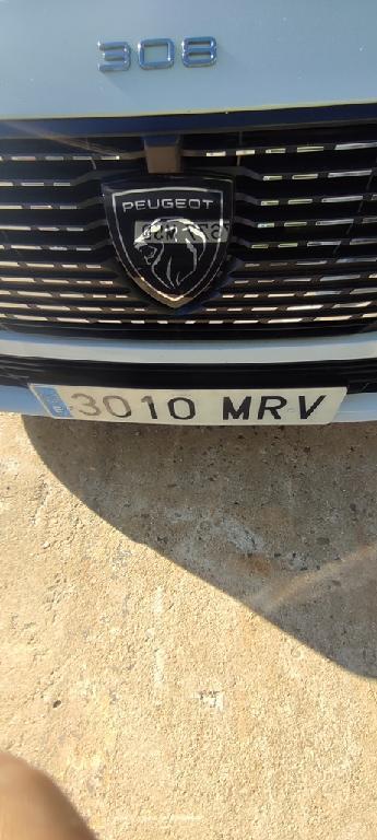 Peugeot 308 308 5p Allure Gasolina 130 S&S 6 Vel. MAN