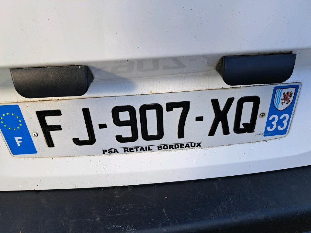 Peugeot PARTNER FOURGON STANDARD 650 KG BLUEHDI 100 BVM5 PREMIUM 2019