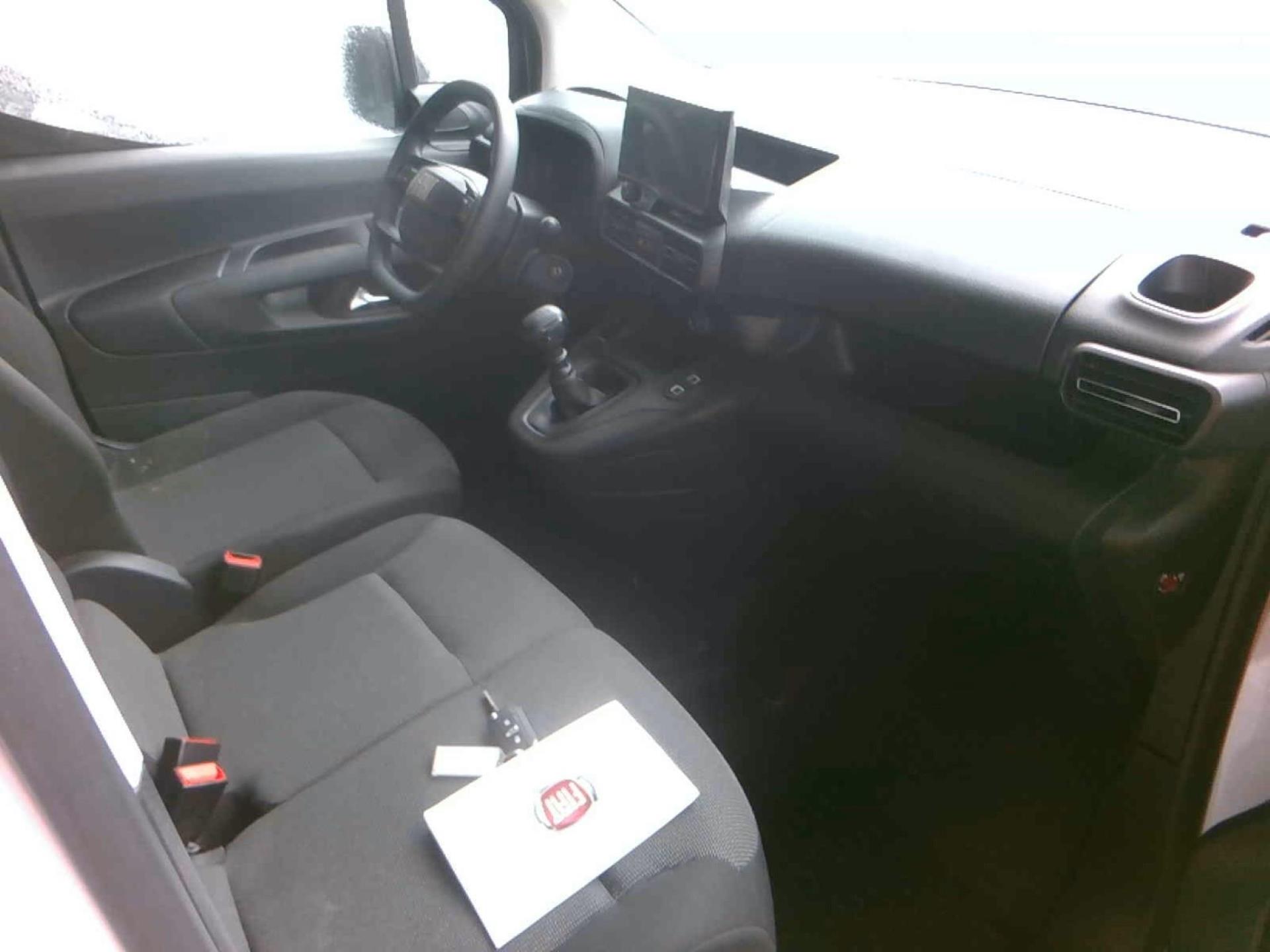 FIAT DOBLO FOURGON TAILLE M 650 KG BLUEHDI 100 S&S BVM6 2024