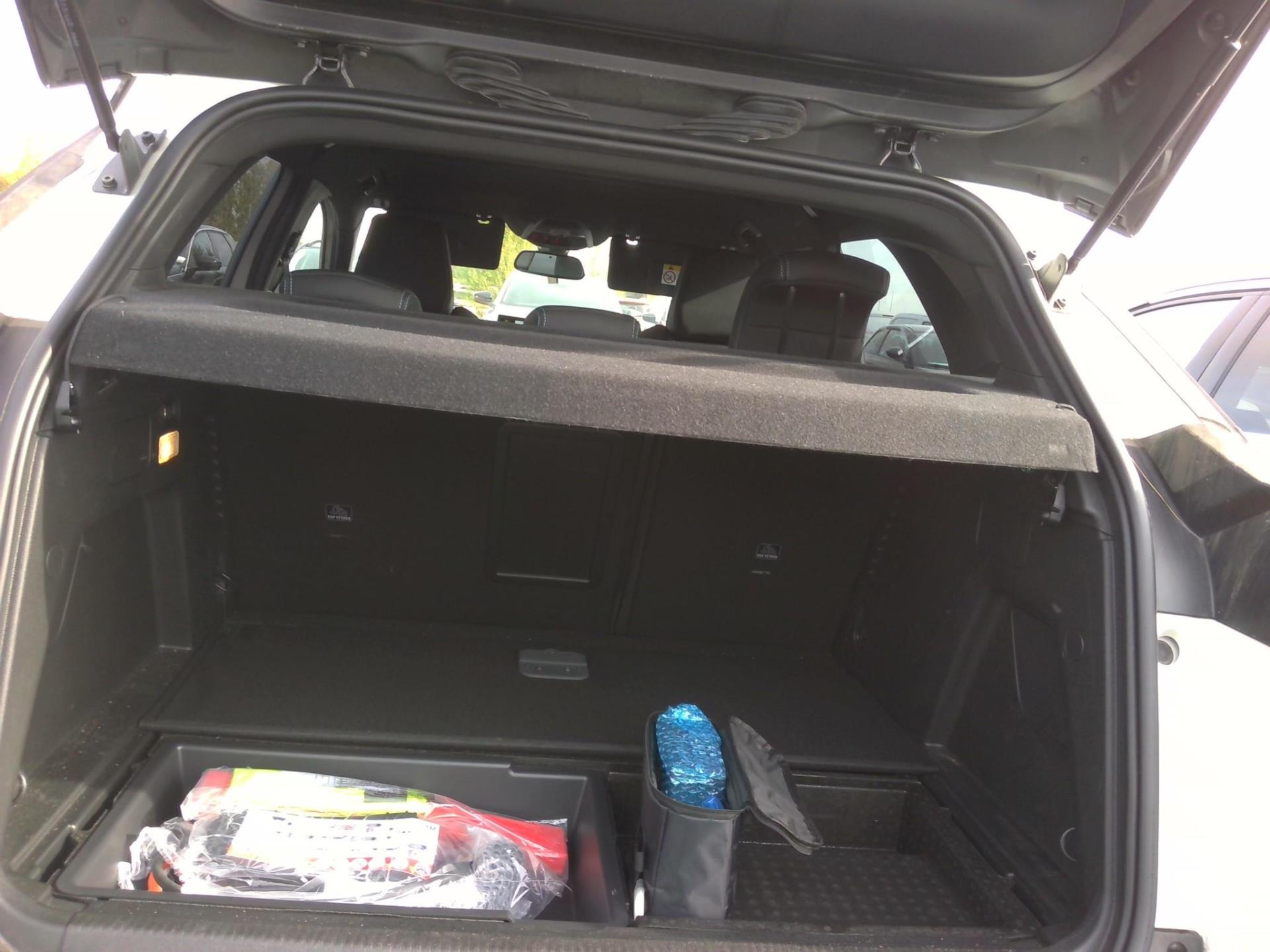 Peugeot 3008 Hybrid 180 e-EAT8 Allure Pack 2024