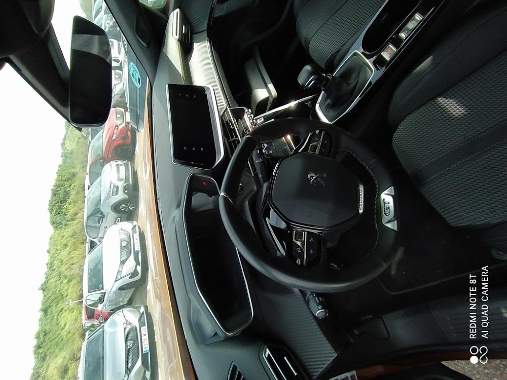 Foto Peugeot 2008 6