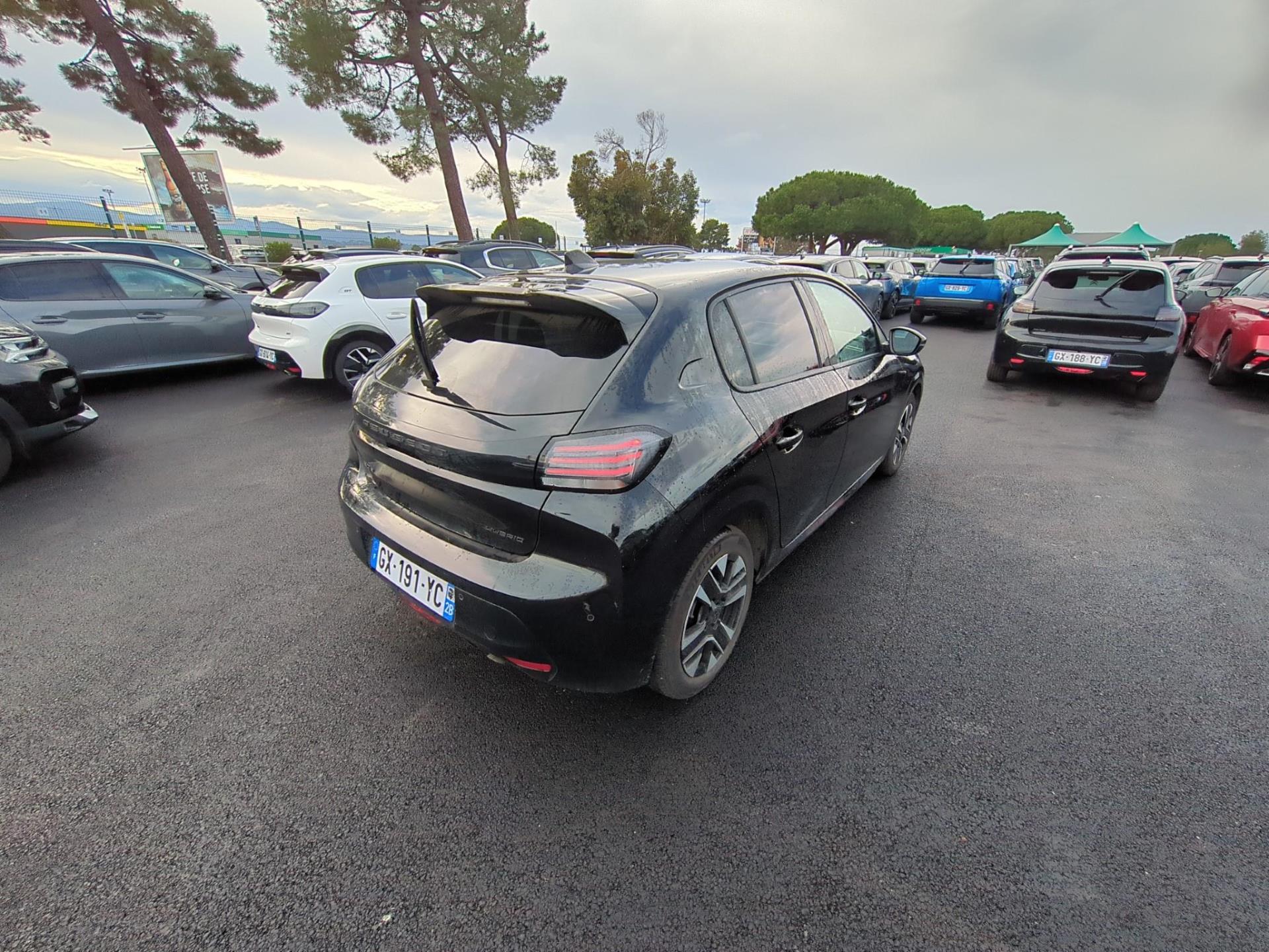 Peugeot 208 Hybrid 100 e-DCS6 Allure 2024