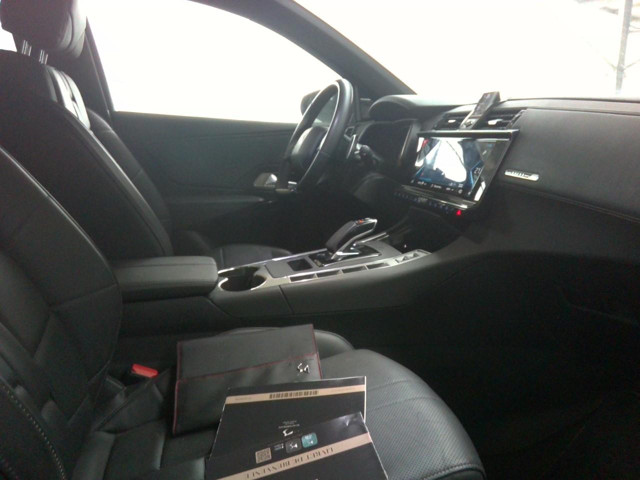 DS DS7 Crossback Hybride E-Tense 300 EAT8 4x4 Rivoli 2021