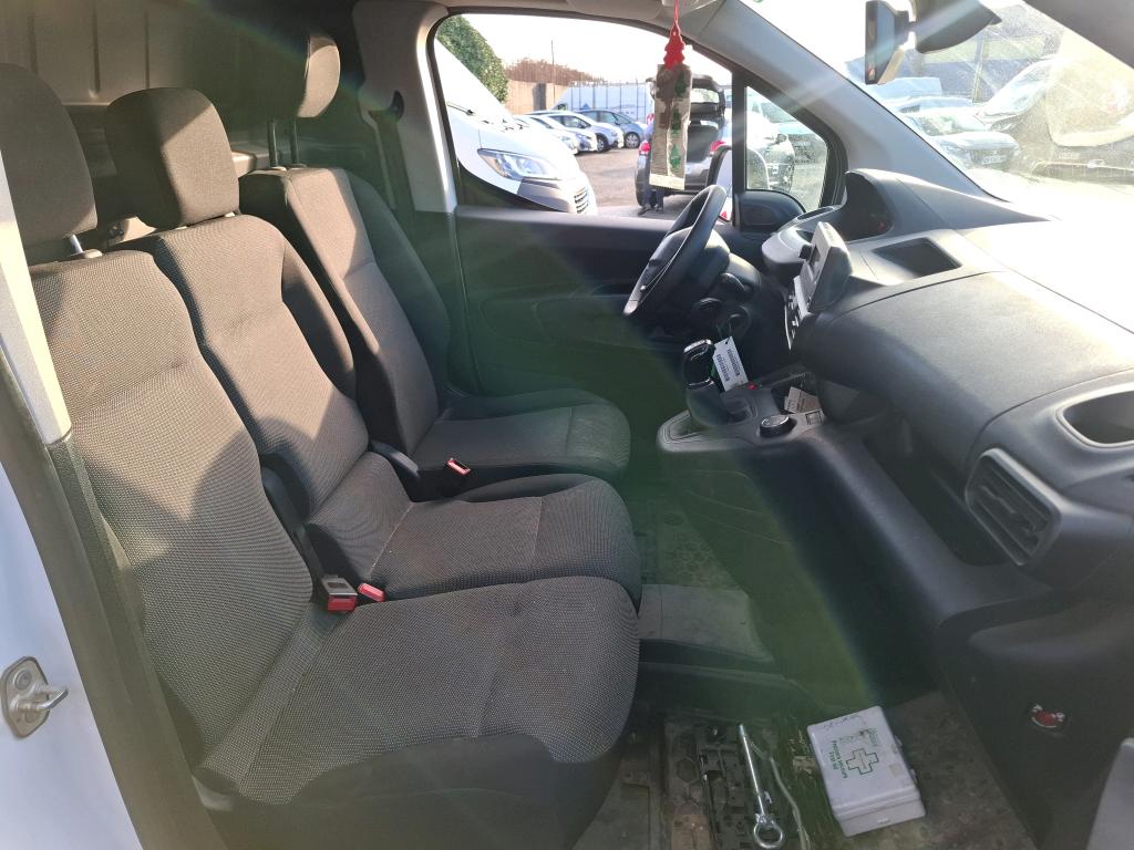 Peugeot PARTNER FOURGON STANDARD 650 KG BLUEHDI 100 S&S BVM5 PREMIUM 2020