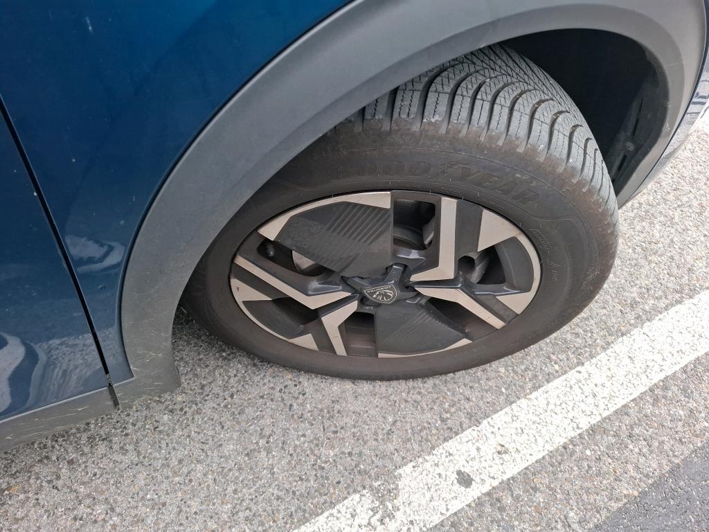 Peugeot 2008 Hybrid 145 ch e-DCS6 GT 2025