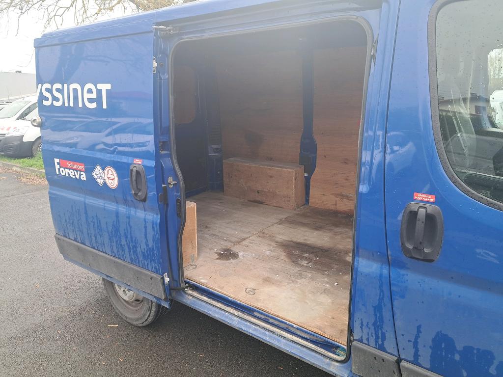 Peugeot BOXER TOLE 333 L1H1 BLUEHDI 140 S&S ASPHALT 2019