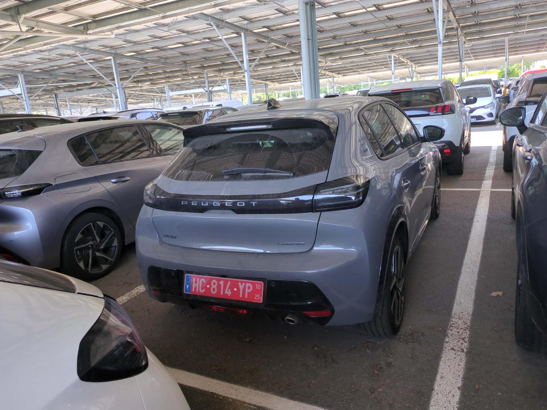 Peugeot 208 Hybrid 100 e-DCS6 GT 2025
