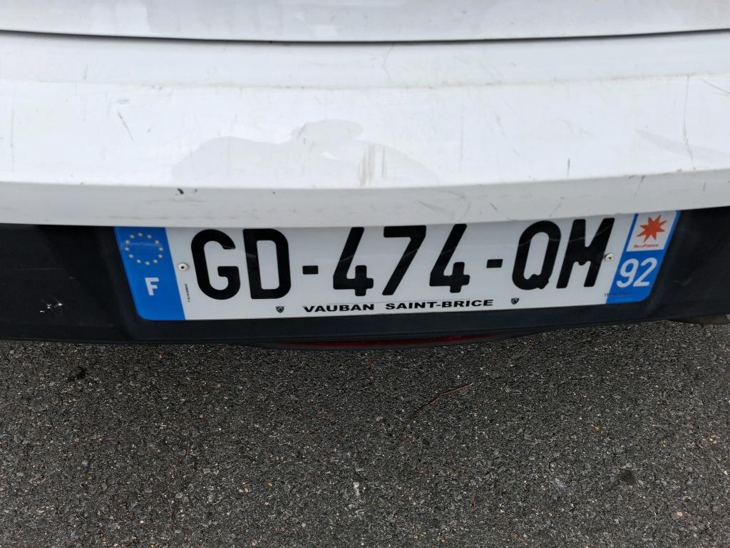 Peugeot 208 BLUEHDI 100 S&S BVM6 PREMIUM PACK 2021