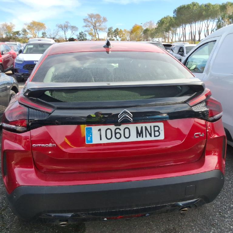 Foto Citroën C4 X 6