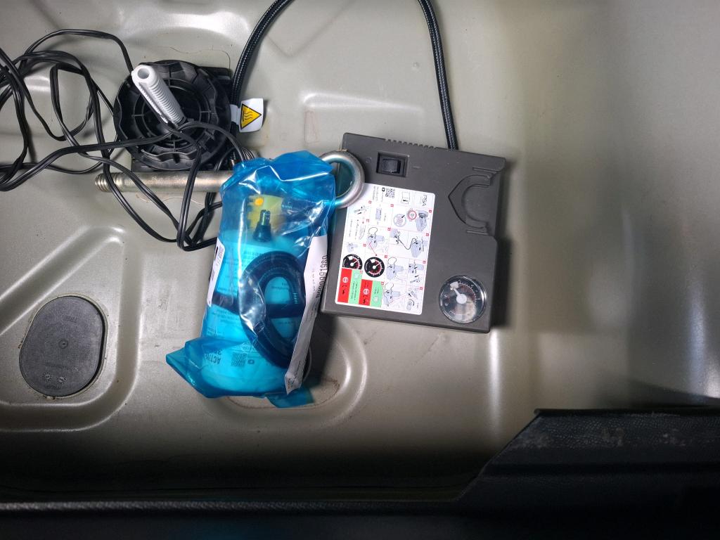 Peugeot 208 PureTech 100 S&S BVM6 Allure 2022