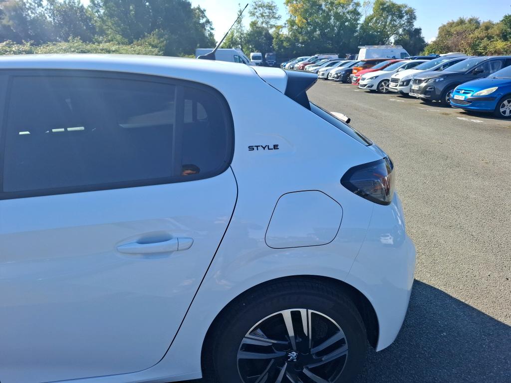 Peugeot 208 PureTech 100 S&S BVM6 Style 2023